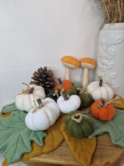 Dynia ,dynie  szyte dekoracje jesienne wnętrz