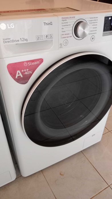 Máquina de lavar roupa LG 12 kg