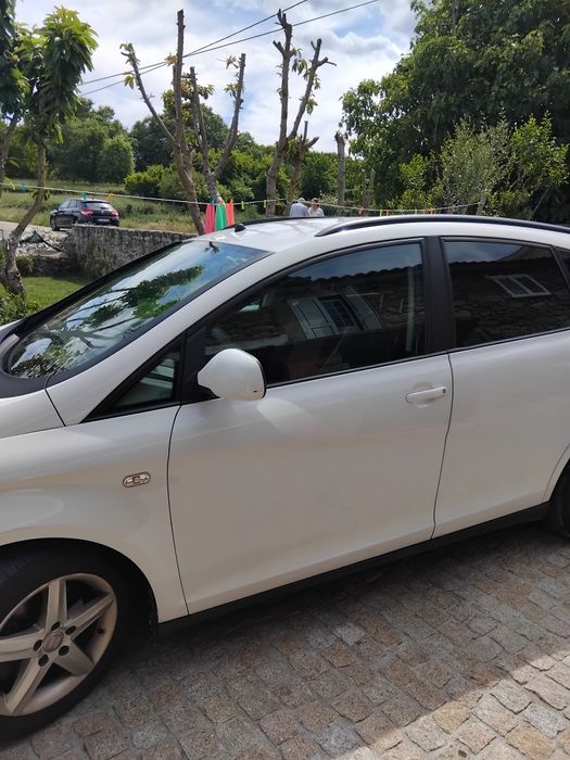 Seat Altea Xl 1.6 tdi 105cv matricula Es