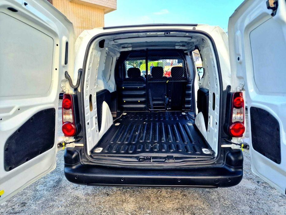 PEUGEOT PARTNER LONGA L2 1.6HDI 100CV "3 LUGARES"