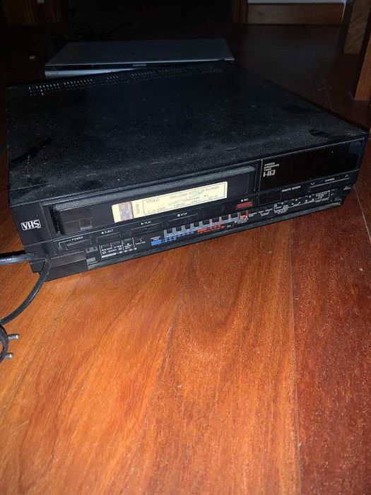Pack Retro VHS LG + DVD Grundig