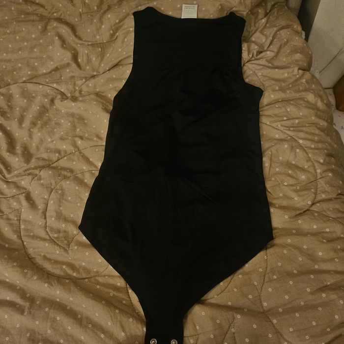 Базове боді без рукавів Zara