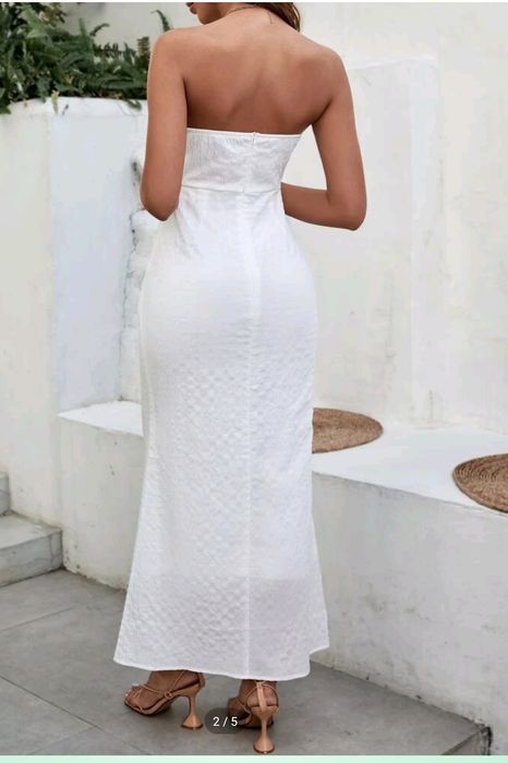 Vestido branco cai cai