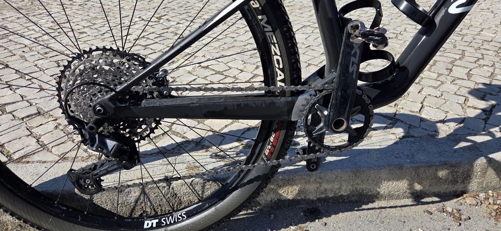 Canyon Lux CF 6.0 2021