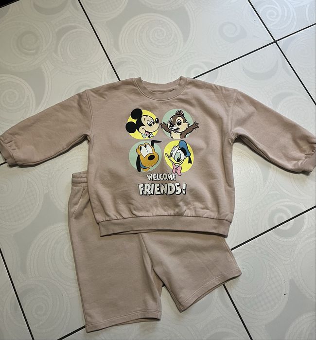 Костюм H&M 104 розмір