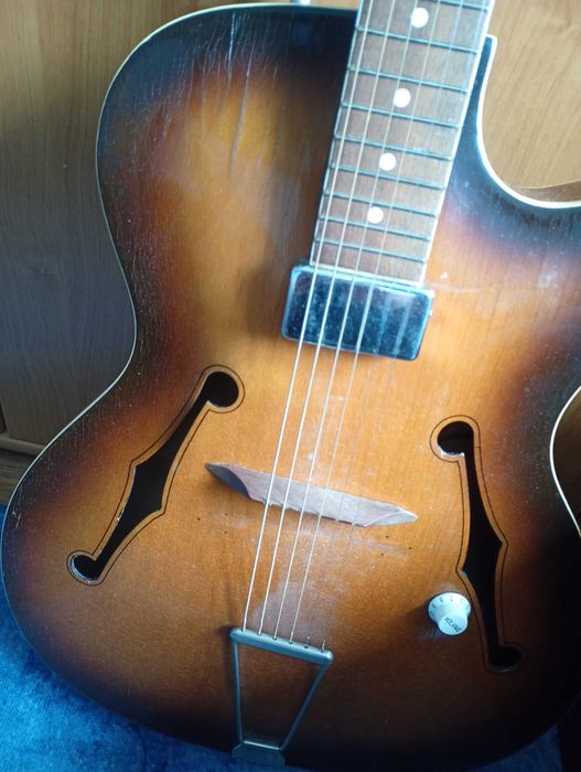 gitara jazzowa defil