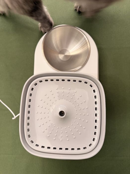 Питний фонтан поїлка з мискою Lapka 2в1 для котів