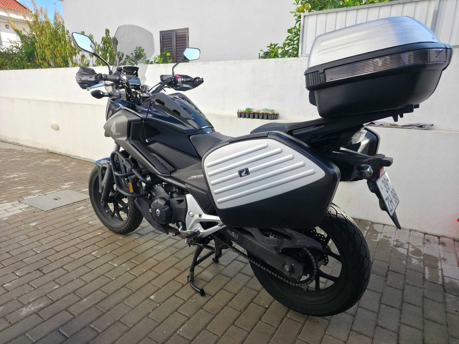 Honda NC750X -  30 900km c/ Extras - Excelente