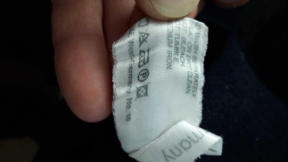 Светр 100 % вовна Boss німетчина