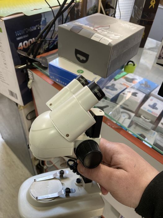 Микроскоп AOMEKIE 20X       !