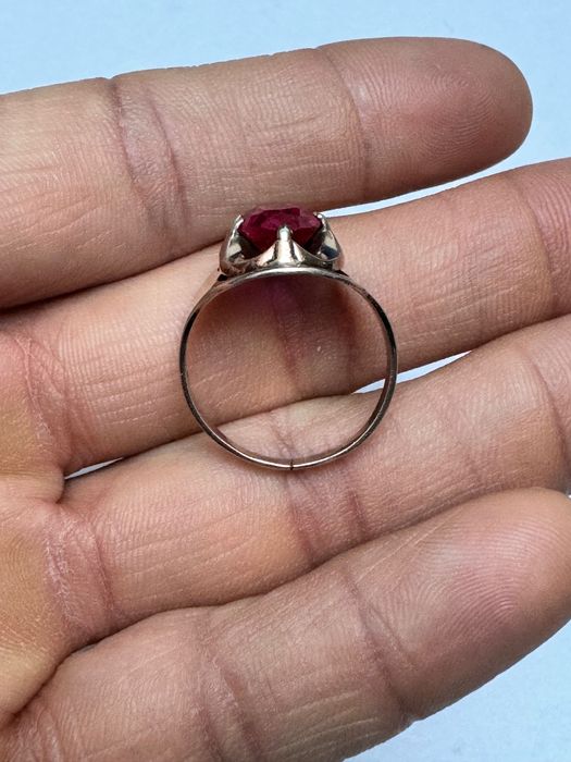 Pierścionek srebrny, gwiazda pozłacana próba 875. ZSRR