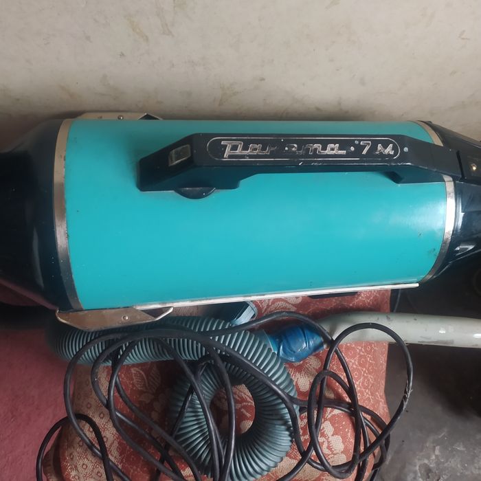 Пылесос Ракета рабочий