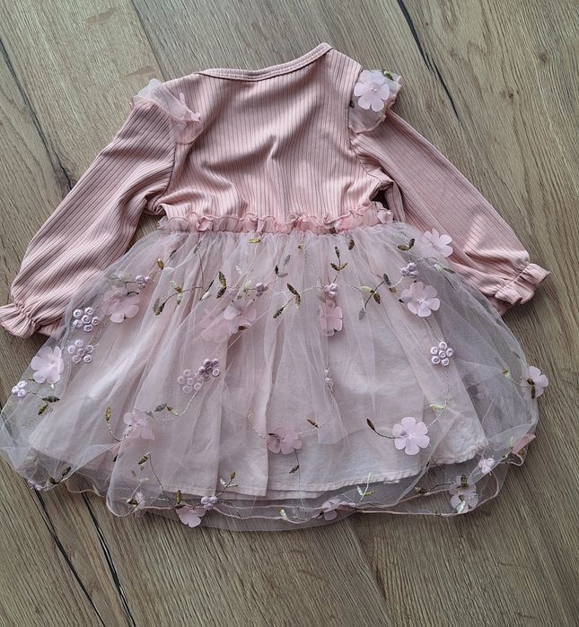 Sukieneczka  9-12msc