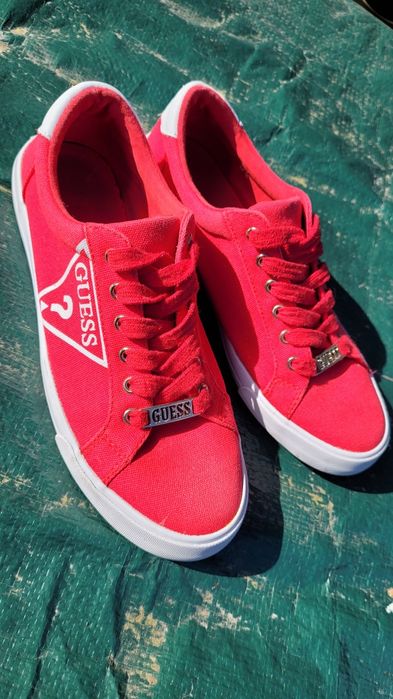 Tenisówki Guess r.39