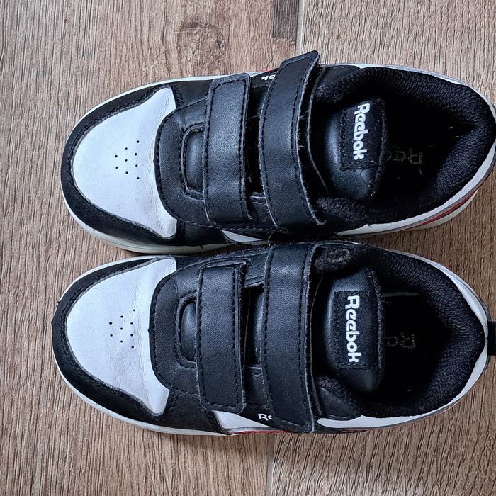 Buty sportowe adidasy reebok rozmiar  25,5 chłopiec