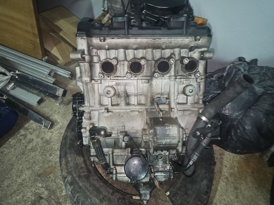 Material gsxr k2 1000