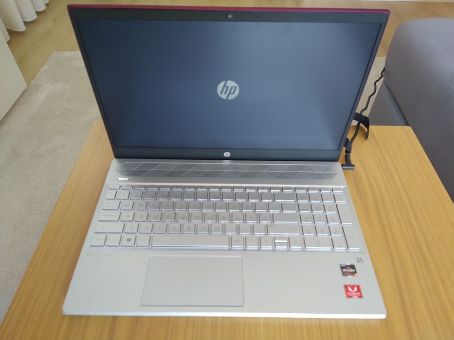 Portátil HP Pavillion rosa