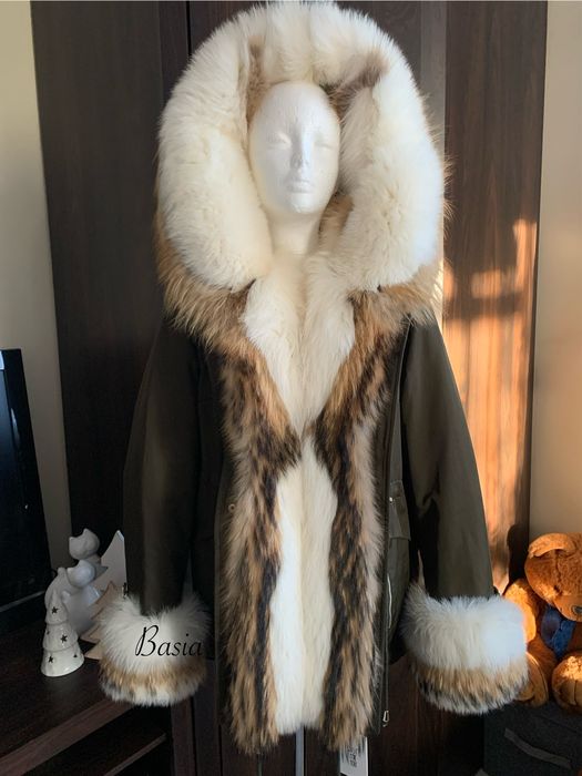 Parka puchowa z jenotem i lisem naturalnym