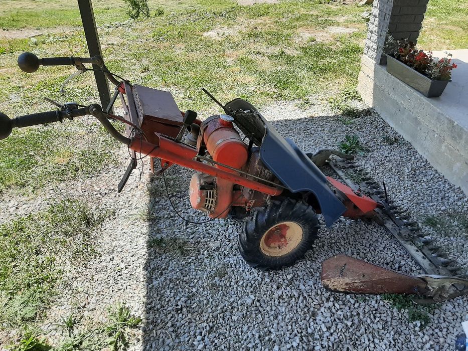 Косарка чеська МФ-70