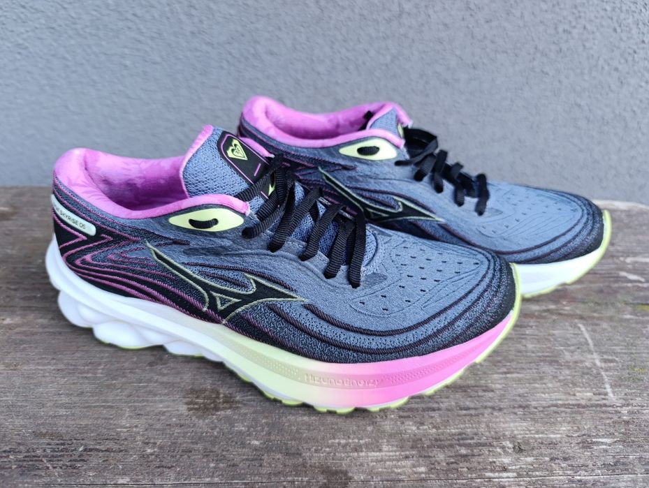Buty damskie Mizuno  rozmiar 40
