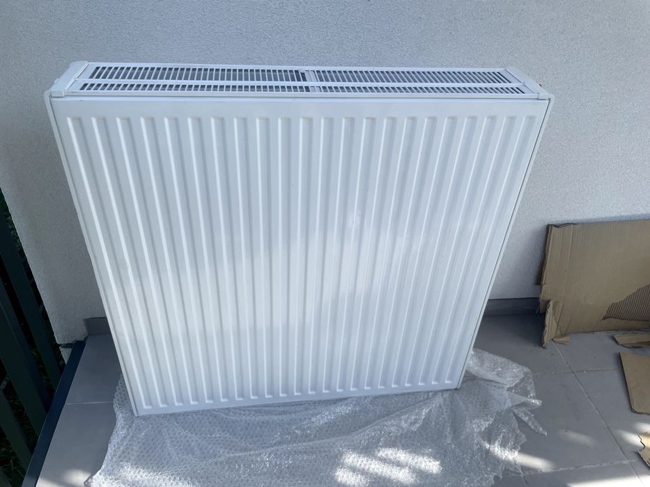 Grzejnik CosmoNova Zaworowe KV33 900X920 (2963W)