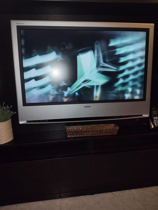TV  Sony  Bravia