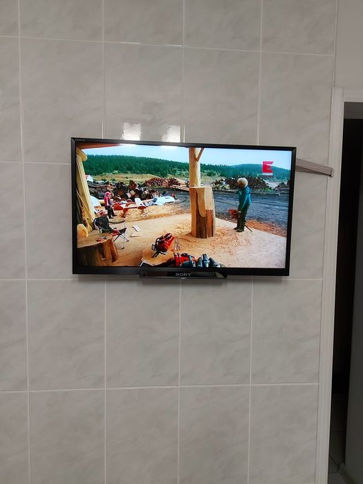 Телевизор Sony KDL-24W605A