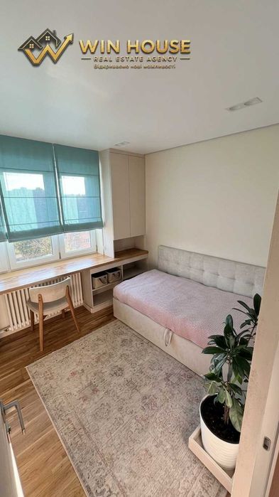 Продам стильну 3к квартиру з дизайнерським ремонтом на Автозаводській, 89А,  70 м²