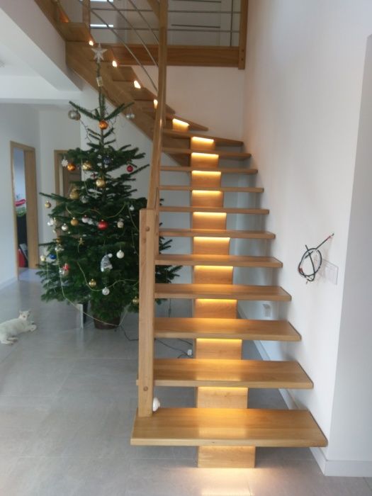 SCHODY DREWNIANE, dywanowe, samonośne, półkowe, metalowe, strychowe