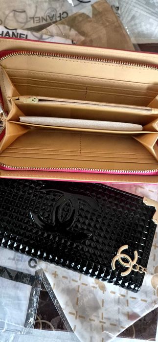 Chanel portfel czarny duzy zlote dodatkii