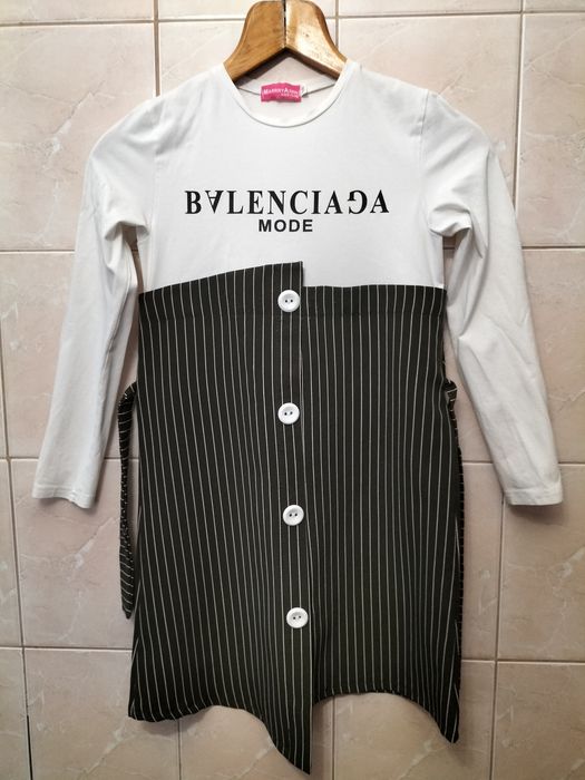 Продам плаття для дівчинки