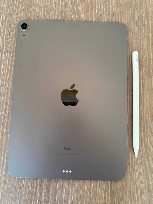iPad Air 4 (4th generation) Wi-Fi