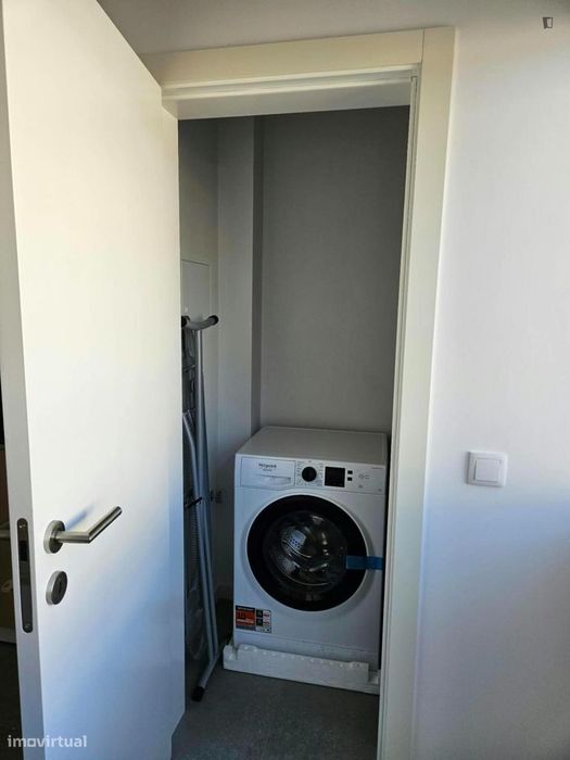 Quarto - localizado em Sé de Braga e São Lázaro Braga