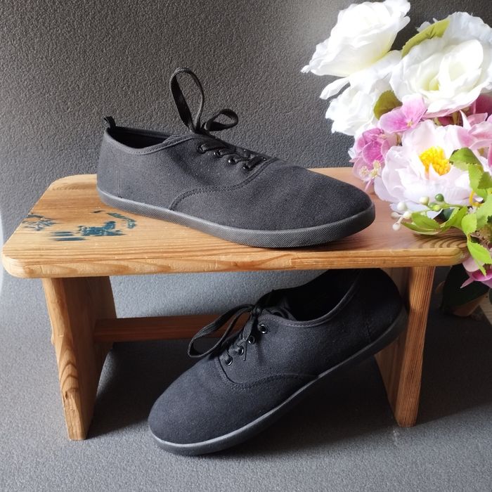 Nowe trampki damskie Primark – czarne, rozmiar 40