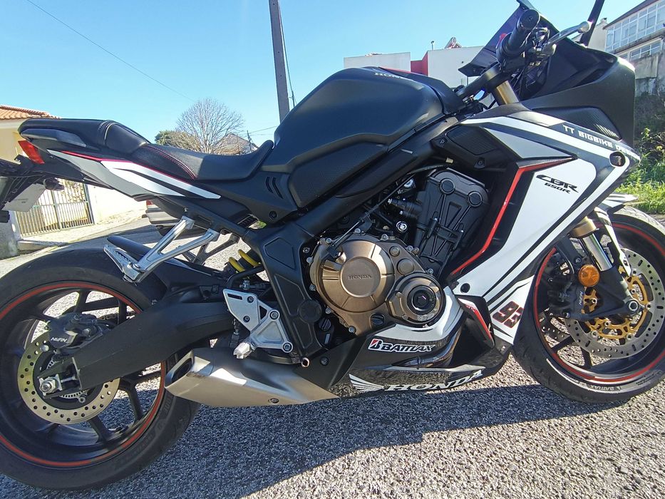 Cbr 650r 35kw(livrete)