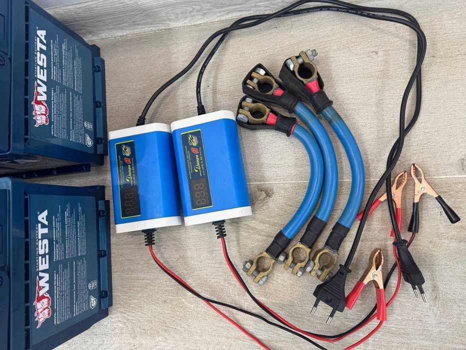 Аккумулятор WESTA 60Ah 12V Ca/Ca 600A, Зарядное устройство Днепр А