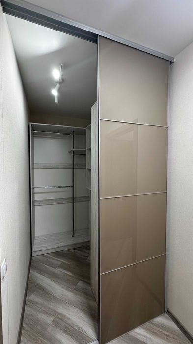 Продам шикарную 3 к.кв в Чугуеве (Авиатор)