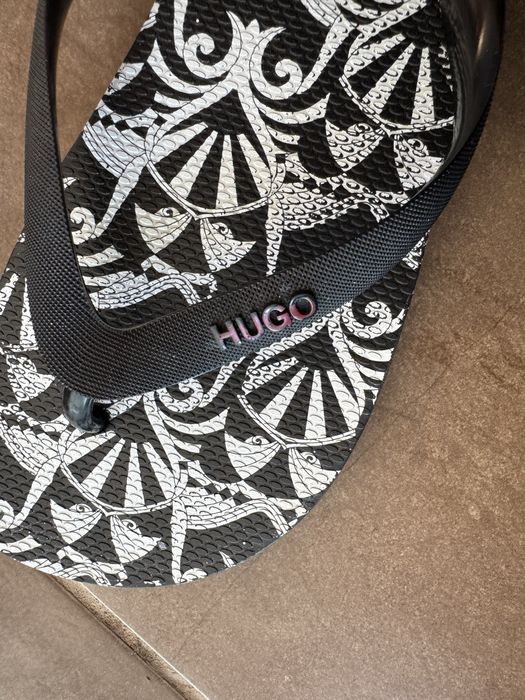 Chinelos marca Hugo