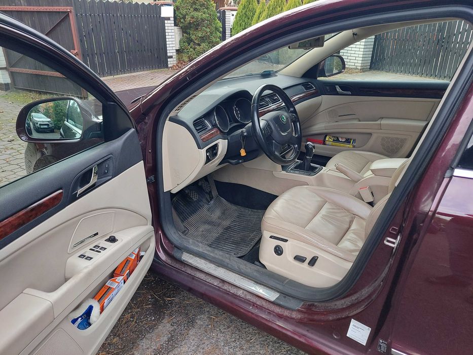 Skoda Superb 1.8 tsi salon pl 1 właściciel
