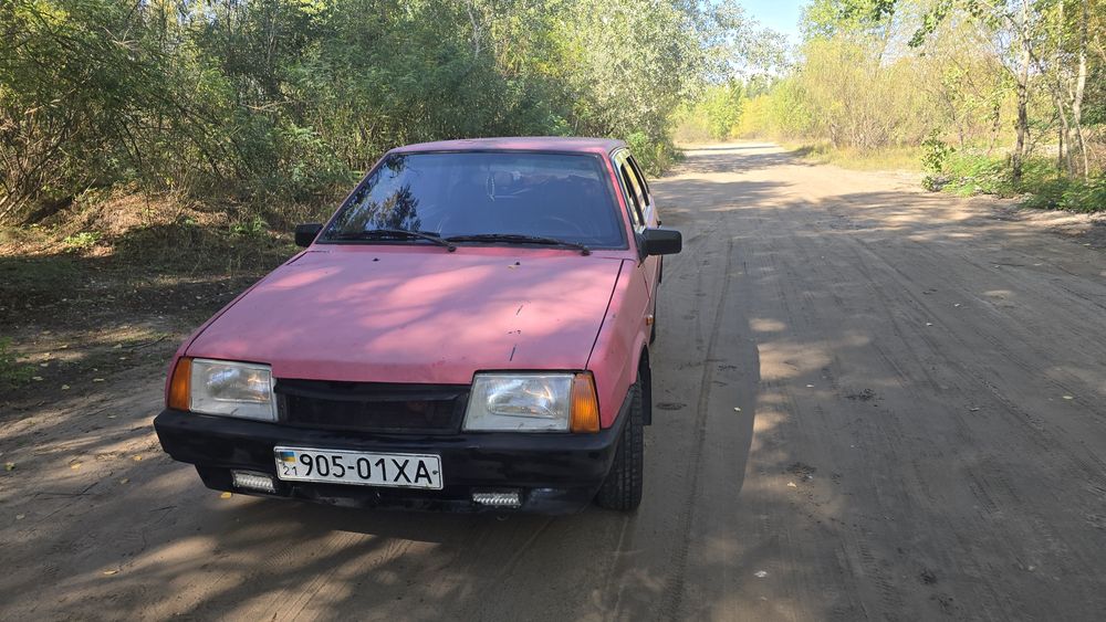 Ваз 21093 1991.   9