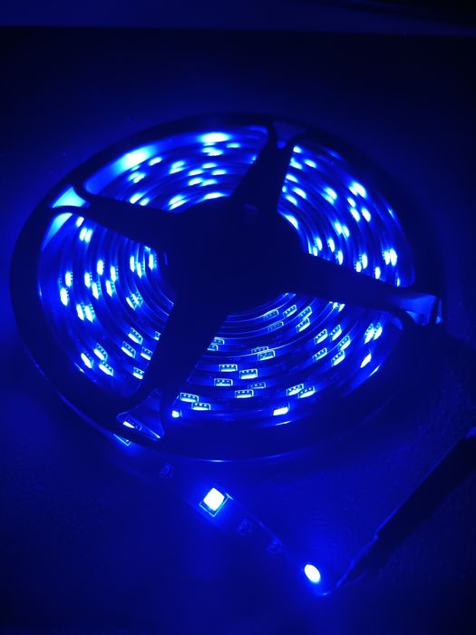 Ledy RGB 5m nowe z zasilaczem wodoodporna taśma