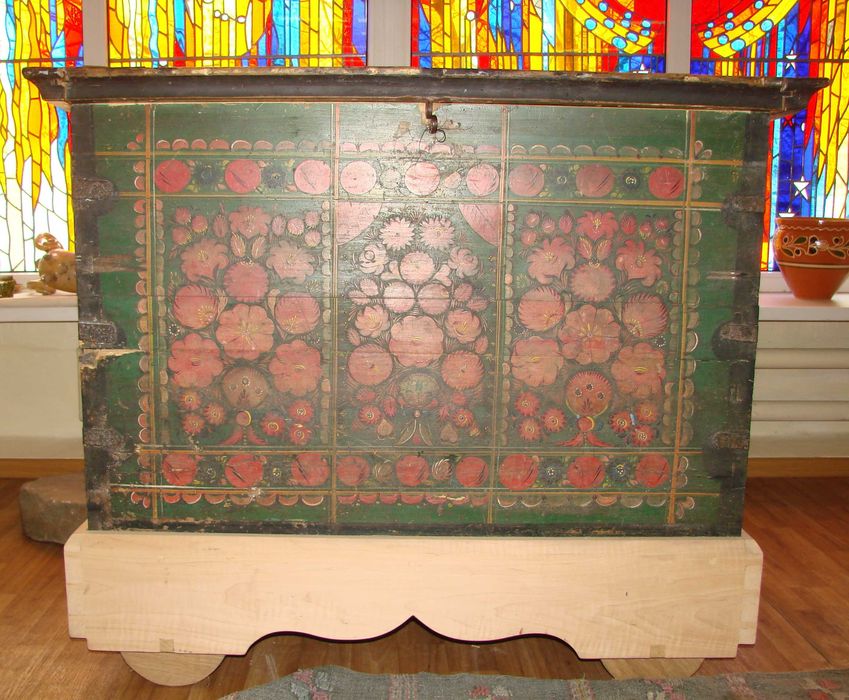 Скриня для приданого нареченої, весільна, поч. 20-го ст.