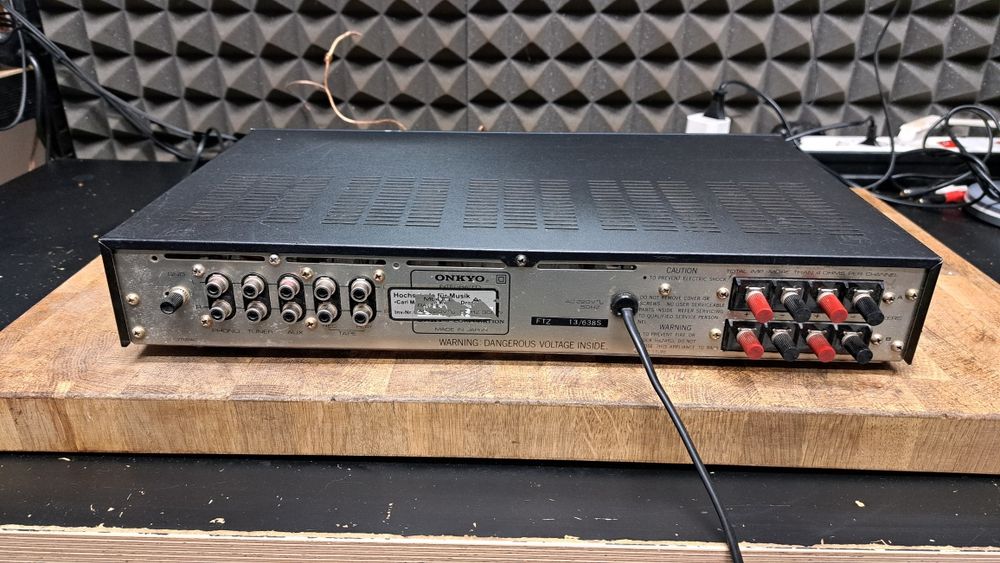 Wzmacniacz Onkyo A-06