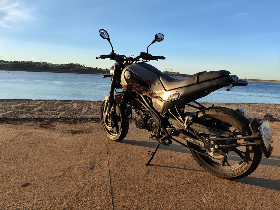 Benelli Leoncino 125 — Excelente Estado — 20.000 km