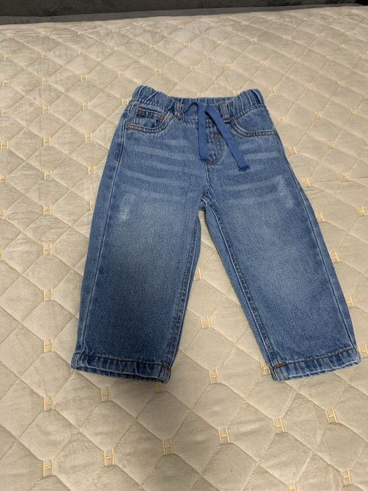 Джинси на хлопчика в розмірі 86-92