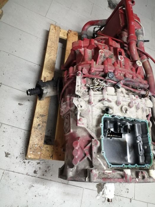 Caixa de velocidades ZF ASTRONIC 12AS 2301