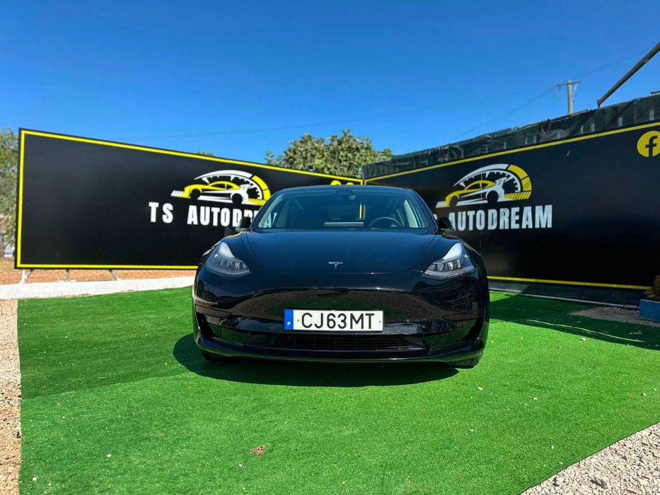 Tesla Model 3 elétrico 2019 237 cv