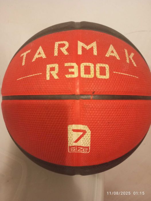 10 Vendo bola Size 7  De Basquete, laranja e preta