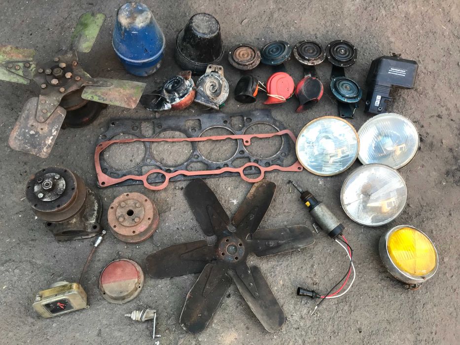 Запчастини МТЗ, Т40, ЗИЛ, Газ, насос КАМАЗ