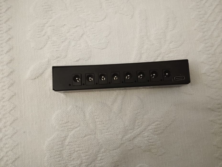 Power supply para pedais de guitarra